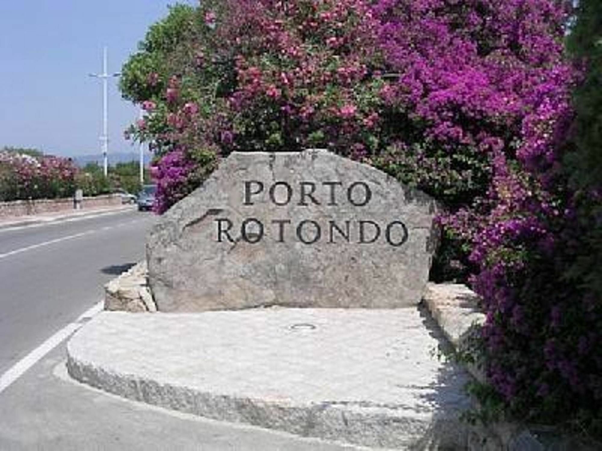 With 2 Bedrooms In Porto Rotondo, With Wonderful Sea View - Appartamento