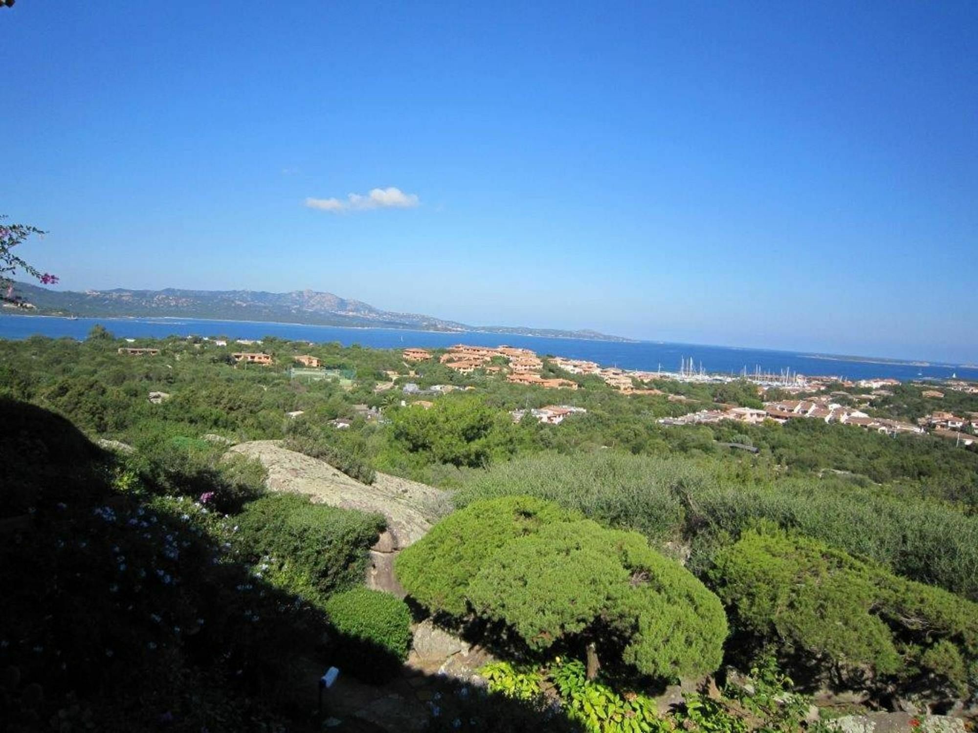 With 2 Bedrooms In Porto Rotondo, With Wonderful Sea View - * Olbia